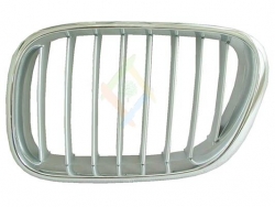 GRILLE GAUCHE AVEC CADRE CHROME/LAMELLES GRIS ARGENT