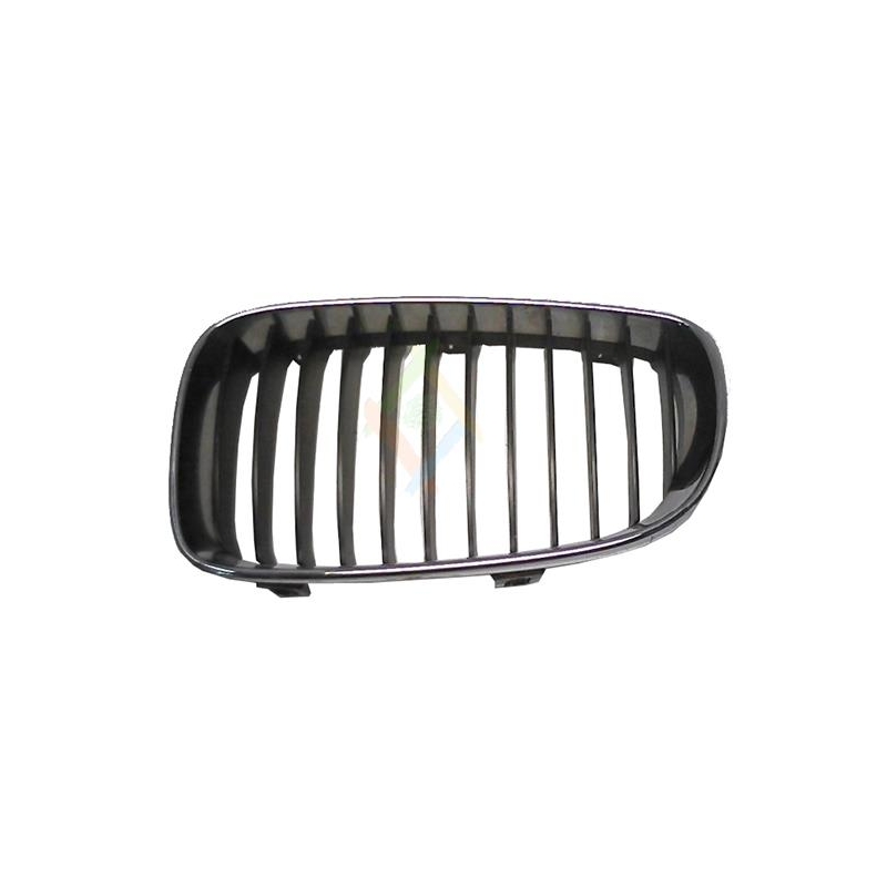 GRILLE AVANT GAUCHE CADRE CHROME/LAMELLES NOIRES