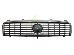 GRILLE AVANT NOIRE AVEC CADRE CHROMÉ