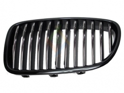 GRILLE GAUCHE AVEC CADRE CHROMÉ/LAMELLES CHROMÉES/NOIRES