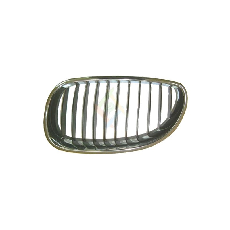 GRILLE AVANT GAUCHE AVEC CADRE CHROME/LAMELLES NOIRES