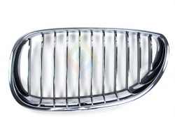 GRILLE GAUCHE AVEC BORD CHROME LAMELLES CHROME/NOIR