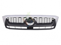 GRILLE AVANT GRISE AVEC MOULURE SUPÉRIEURE CHROMÉE 4X2