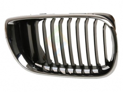 GRILLE DROITE NOIRE