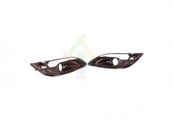 GRILLE DROITE DE PARE-CHOC AVANT AVEC TROU ANTIBROUILLARD 4/5 PORTES/