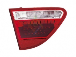 BLOC LUMIER INTERIEUR ARRIERE GAUCHE TYPE V LED 4 PORTES